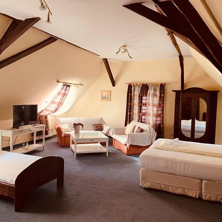 אנפטאל Hotel Rosine מראה חיצוני תמונה